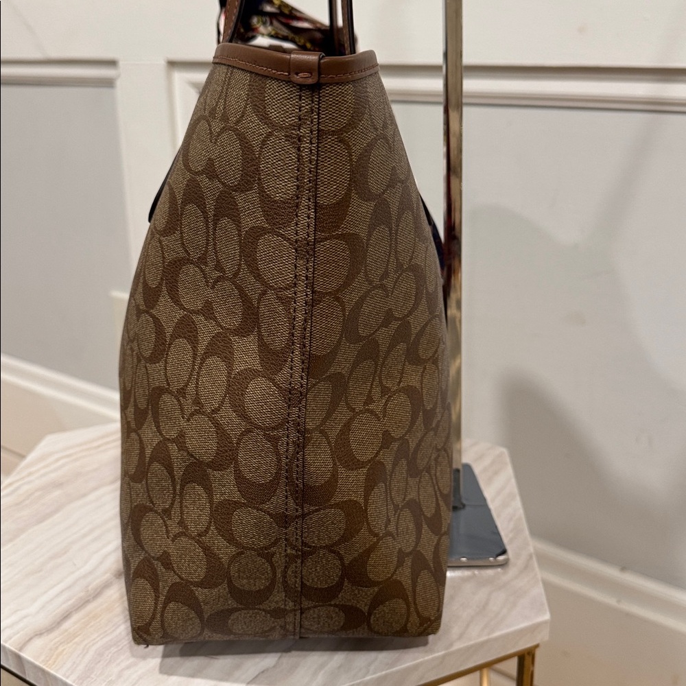 Coach Tote Signature Brown City Tote Large Bag - Picture 6 of 17